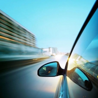 不走寻常路的智能汽车玻璃